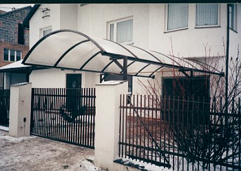 Zadaszenie dojazdu do garażu