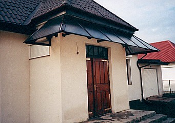 Zadaszenie dojazdu do garażu